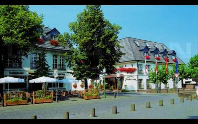 Hotel "Schloss Friedestrom" & Restaurant "Zum Volksgarten"