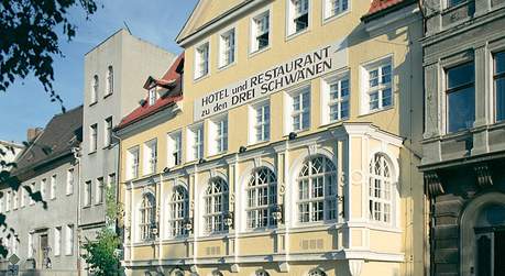 Hotel & Restaurant "Drei Schwäne"