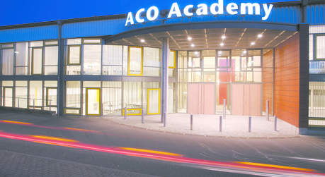 Eingang ACO Academy