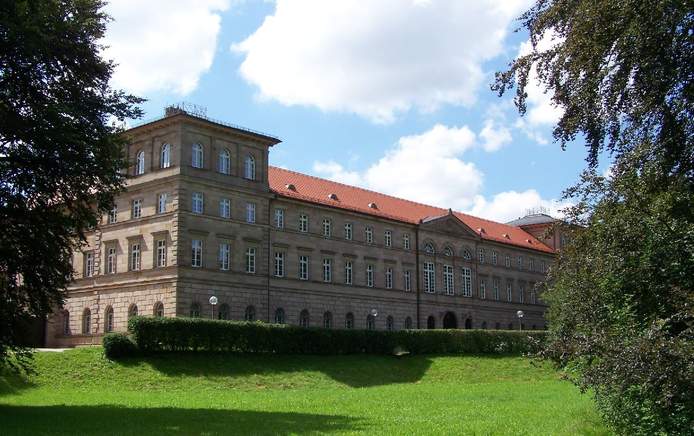 Schloss Burgfarrnbach