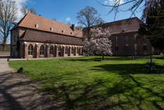 Kloster Graefenthal - Historische Gemäuer in Goch - Ausstellung