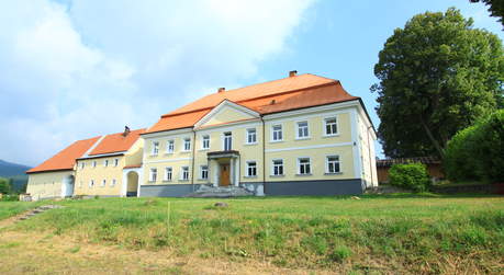 Schloss Ludwigsthal