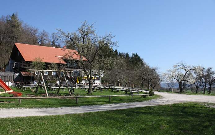 Schatzbergalm - uriger Location für Familienfeiern, Hochzeiten und Events am südlichen Ammersee