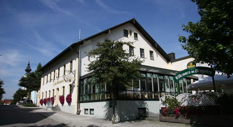 Herzlich Willokommen im Landgasthof Hotel Obermaier bei Landshut