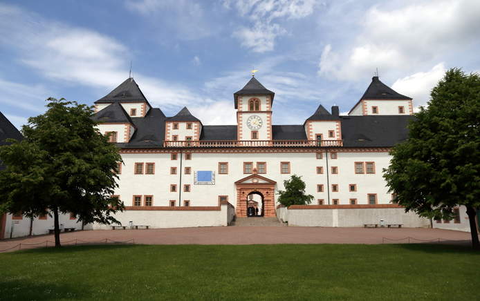 Schloss Augustusburg
<br/>Schlossgaststätte und Augustuskeller