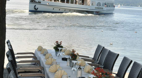 Terrasse direkt am See