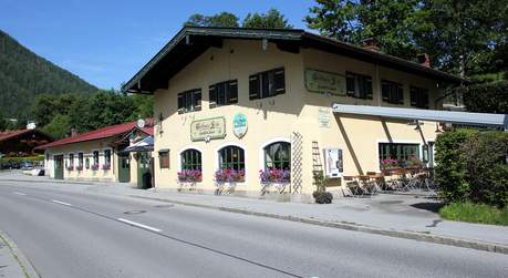 Das Waldhauser Bräu
<br/>gemütliches Wirtshaus zentral in Schönau am Königssee gelegen
<br/>Entfernung zum Königssee ca. 1,5 km