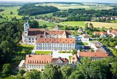 Kloster Holzen Hotel - Wedding venue in Allmannshofen - Exhibition