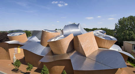 Museum Marta Herford für Kunst, Architektur und Design, entworfen von Stararchitekt Frank Gehry - eröffnet 2005.